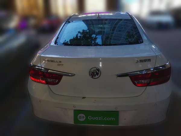 Buick GT 2013, 83900 км, за 2890 USD