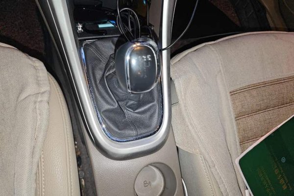 Buick GT 2013, 82300 км, за 2556 USD - фото 15