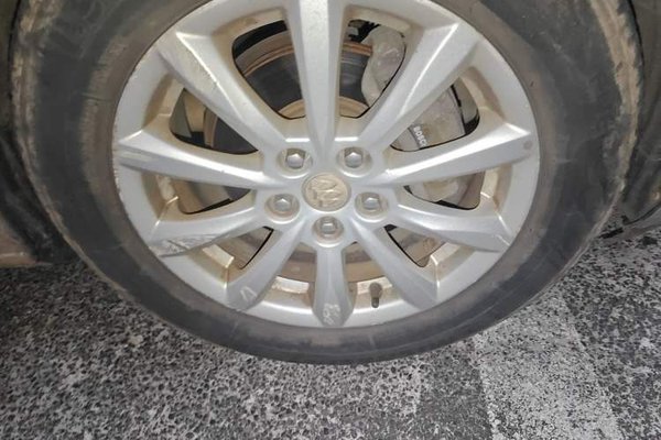 Buick GT 2013, 82300 км, за 2556 USD - фото 8