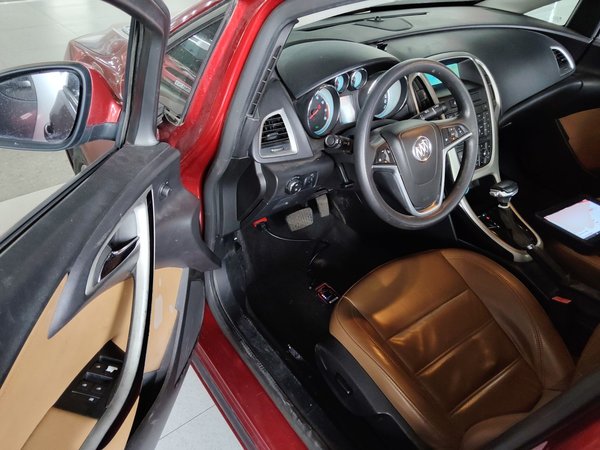 Buick GT 2013, 105700 км, за 3639 USD - фото 15