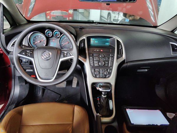 Buick GT 2013, 105700 км, за 3639 USD - фото 9