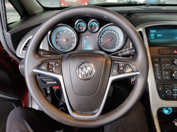 Buick GT 2013, 105700 км, за 3639 USD - фото 10