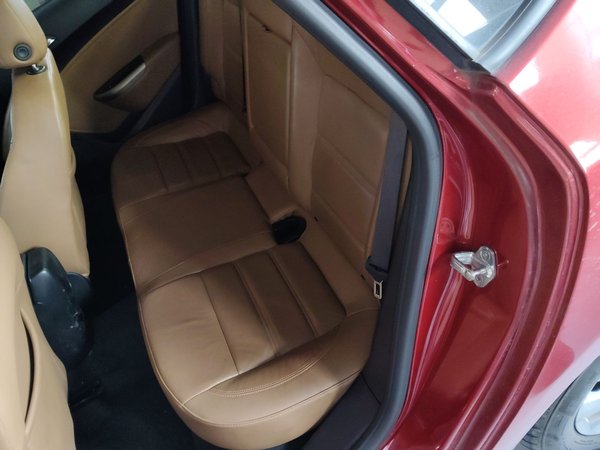 Buick GT 2013, 105700 км, за 3639 USD - фото 16