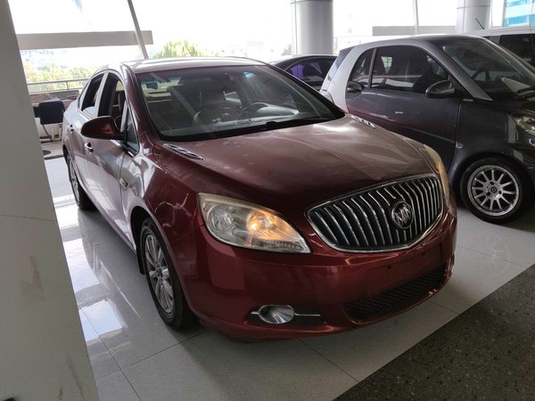 Buick GT 2013 GT 1.8L Automatic Fashion Edition, 2013 года