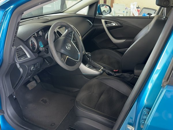 Buick GT 2014, 128500 км, за 4480 USD - фото 11