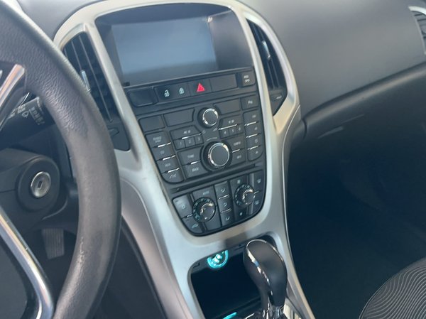 Buick GT 2014, 128500 км, за 4480 USD