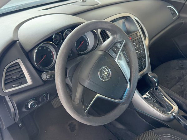 Buick GT 2014, 128500 км, за 4480 USD - фото 12