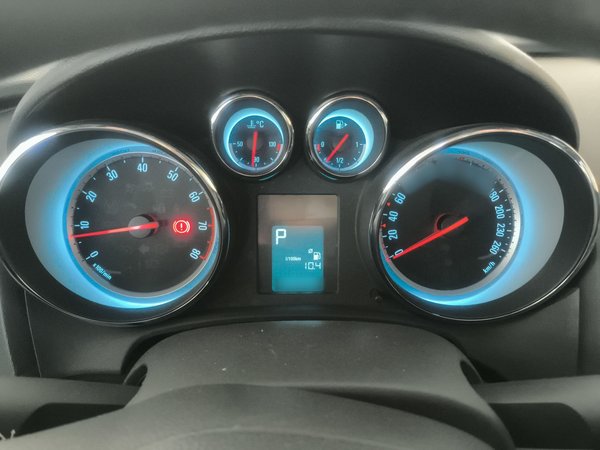 Buick GT 2014 XT 1.6L Automatic Fashion Edition, 2014 года