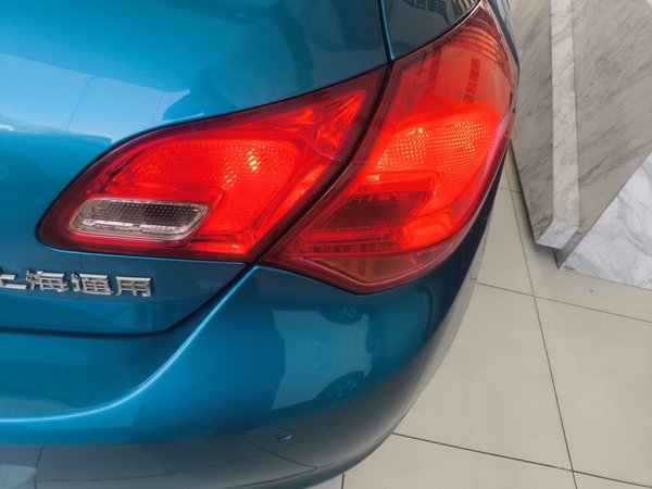 Buick GT 2014, 128500 км, за 4480 USD - фото 23