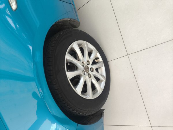 Buick GT 2014, 128500 км, за 4480 USD - фото 24