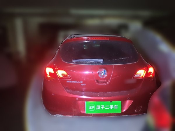 Buick GT 2014, 106200 км, за 3911 USD