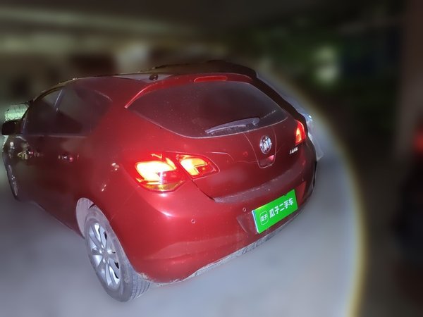 Buick GT 2014, 106200 км, за 3911 USD