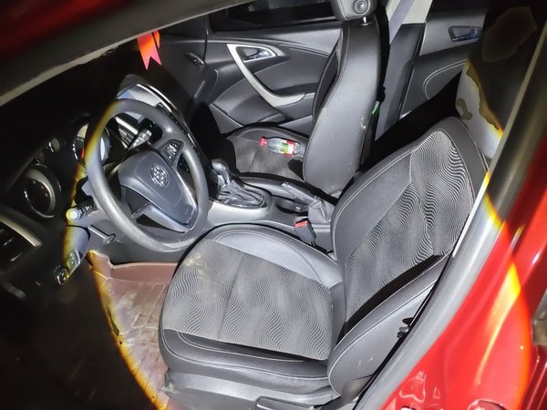 Buick GT 2014, 106200 км, за 3911 USD - фото 14