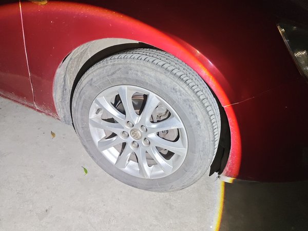 Buick GT 2014, 106200 км, за 3911 USD - фото 8