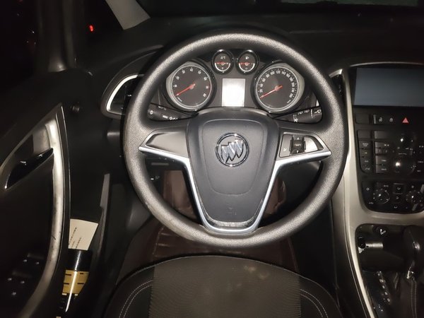 Buick GT 2014, 106200 км, за 3911 USD - фото 9