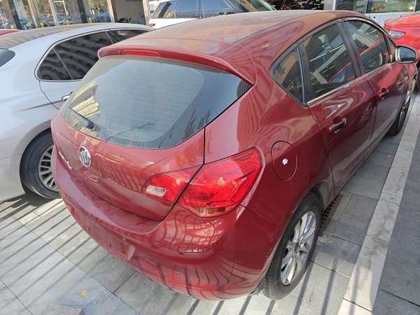 Buick GT 2014, 86500 км, за 3836 USD - фото 6