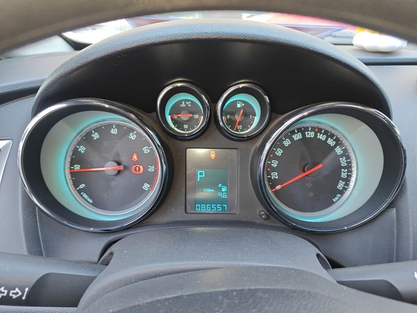 Buick GT 2014, 86500 км, за 3836 USD - фото 11