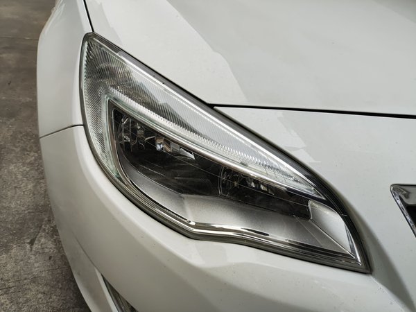 Buick GT 2014, 125100 км, за 4466 USD - фото 7