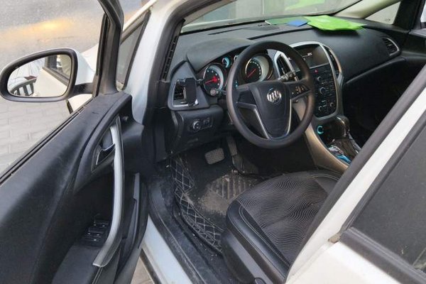 Buick GT 2014, 57600 км, за 3087 USD - фото 16