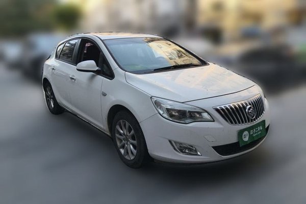 Buick GT 2014, 57600 км, за 3087 USD