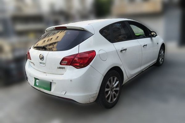 Buick GT 2014, 57600 км, за 3087 USD - фото 6