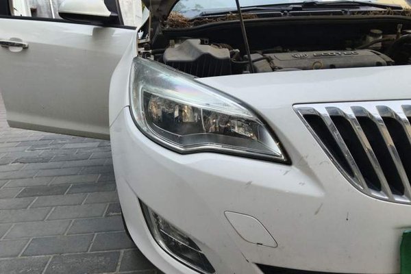 Buick GT 2014, 57600 км, за 3087 USD - фото 7