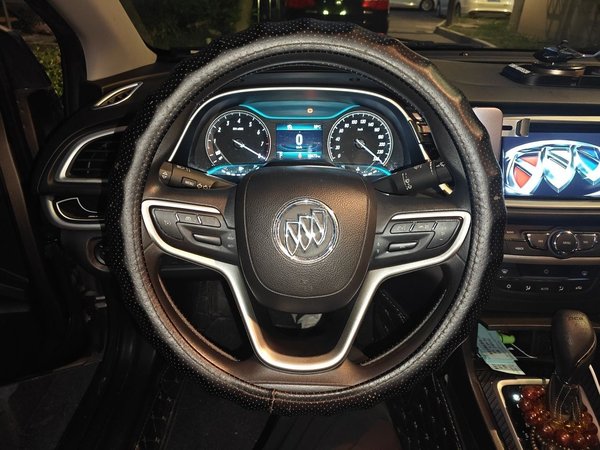 Buick GT 2015, 60400 км, за 3812 USD - фото 11