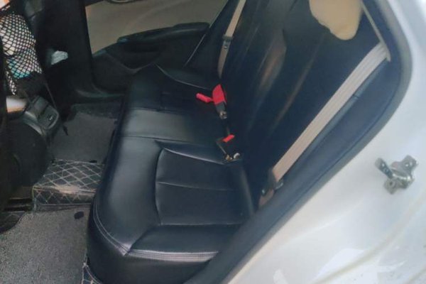 Buick GT 2015, 87000 км, за 3751 USD - фото 12