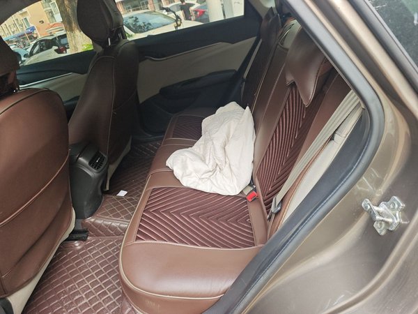 Buick GT 2015, 70900 км, за 3857 USD - фото 14