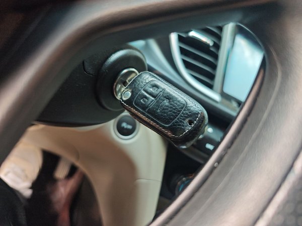 Buick GT 2015, 70900 км, за 3857 USD - фото 18