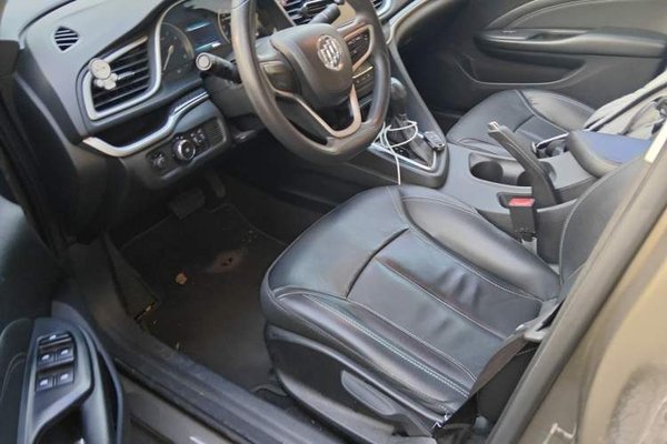 Buick GT 2015, 90600 км, за 3946 USD - фото 17