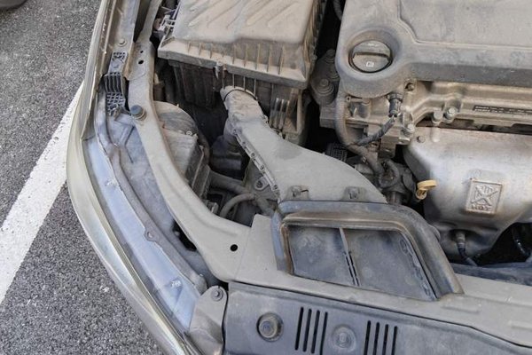Buick GT 2015, 90600 км, за 3946 USD - фото 23