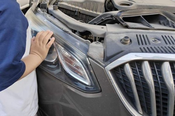 Buick GT 2015, 90600 км, за 3946 USD - фото 8
