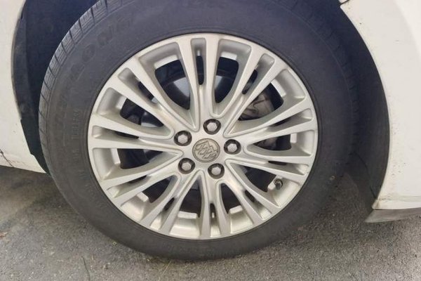 Buick GT 2015, 111300 км, за 3722 USD - фото 8