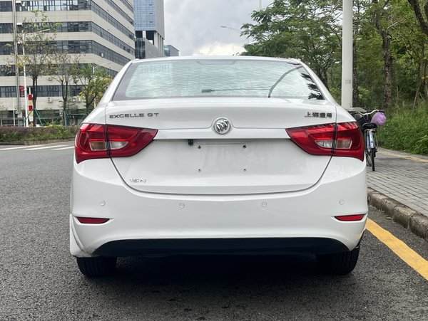 Buick GT 2015, 144400 км, за 4554 USD - фото 13