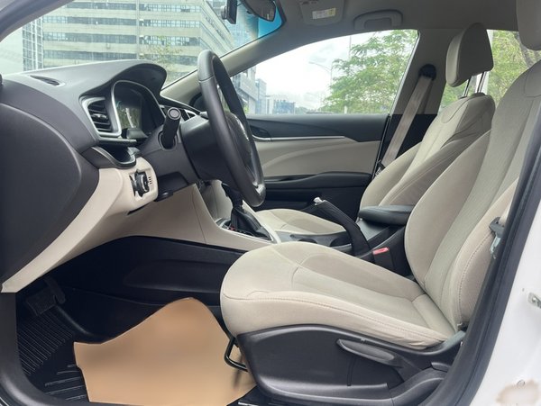 Buick GT 2015, 144400 км, за 4554 USD - фото 24