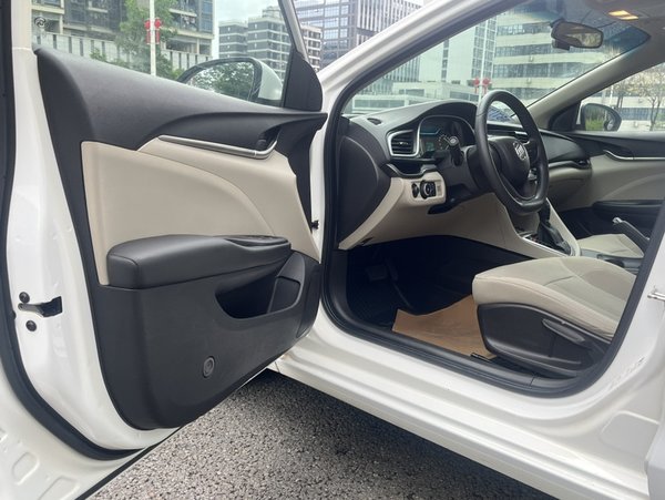 Buick GT 2015, 144400 км, за 4554 USD - фото 32