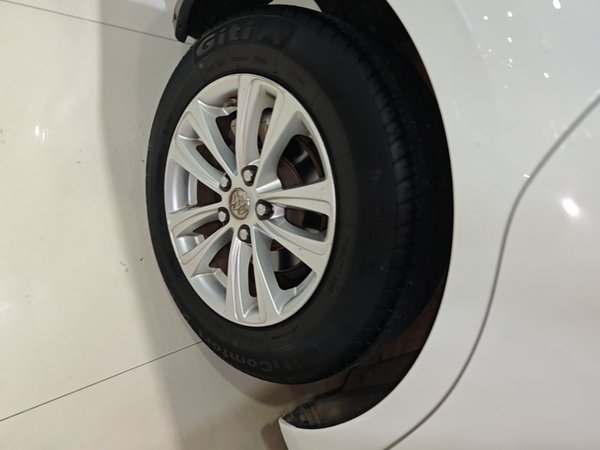Buick GT 2015, 144400 км, за 4554 USD - фото 10