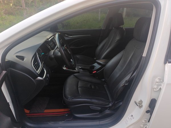 Buick GT 2015, 81300 км, за 5672 USD - фото 13