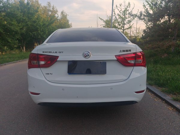 Buick GT 2015, 81300 км, за 5672 USD - фото 7