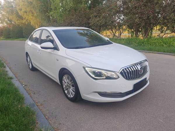 Buick GT 2015, 81300 км, за 5672 USD