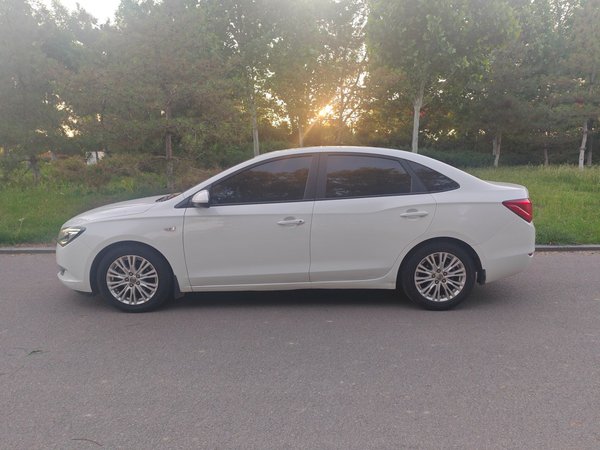 Buick GT 2015, 81300 км, за 5672 USD - фото 9