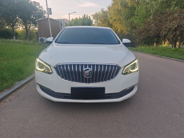 Buick GT 2015, 81300 км, за 5672 USD