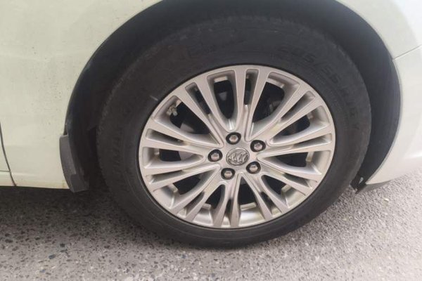 Buick GT 2015, 88000 км, за 6025 USD - фото 8