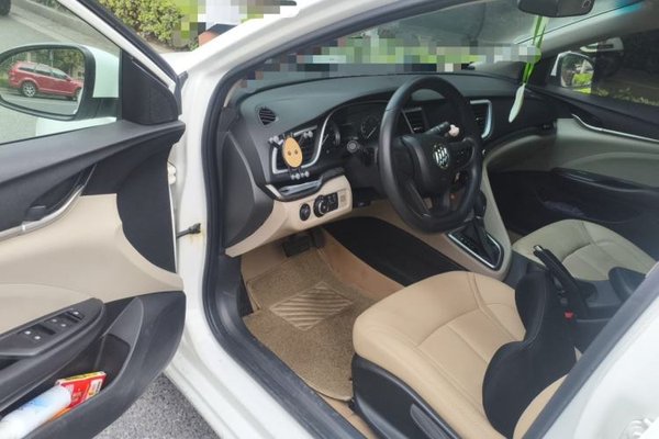 Buick GT 2015, 88000 км, за 6025 USD - фото 19