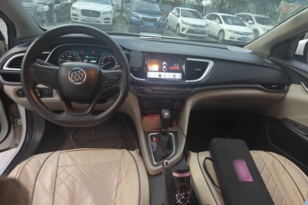 Buick GT 2016, 141700 км, за 3943 USD - фото 10