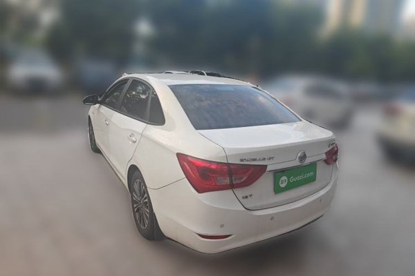 Buick GT 2016, 141700 км, за 3943 USD