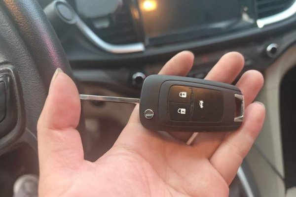 Buick GT 2016, 141700 км, за 3943 USD - фото 9