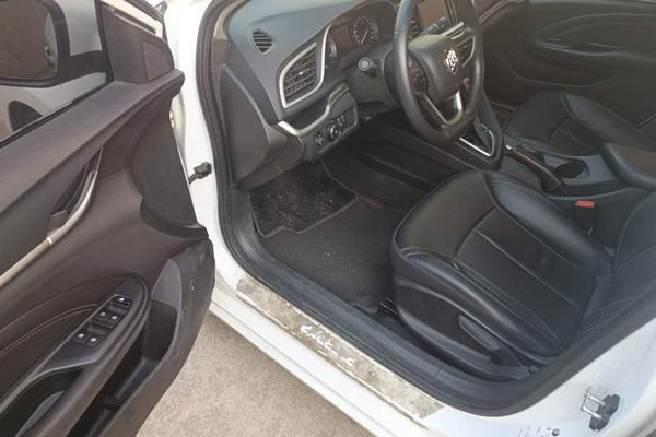 Buick GT 2016, 43099 км, за 4328 USD - фото 17