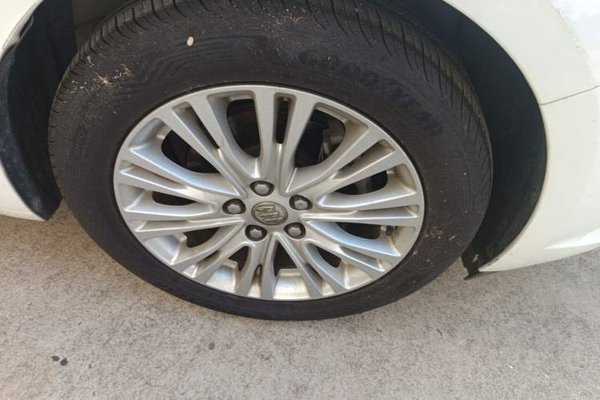 Buick GT 2016, 43099 км, за 4328 USD - фото 9
